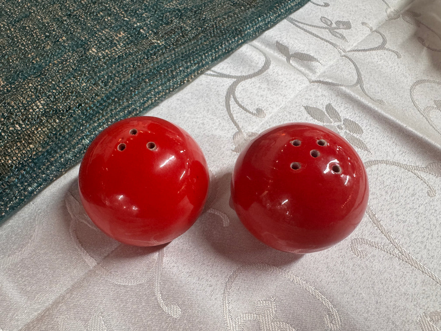 Italian Tomato Red Ceramic Salt & Pep Shakers