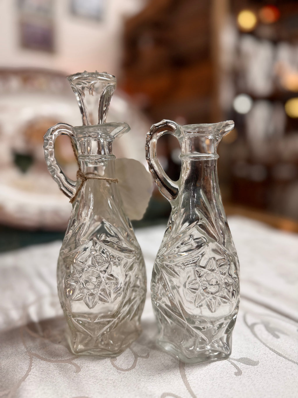 Anchor Hocking Prescut Oil & Vin Set