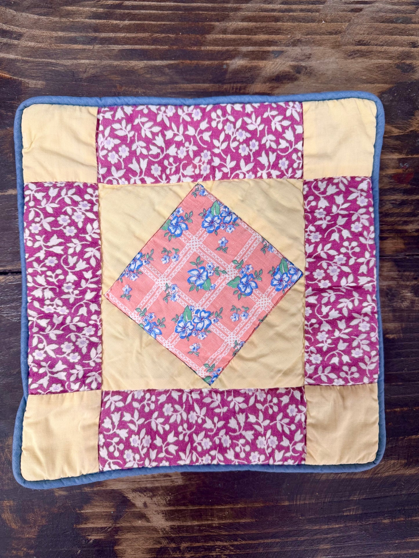 Handmade Quilt Patchwork Pot Holder