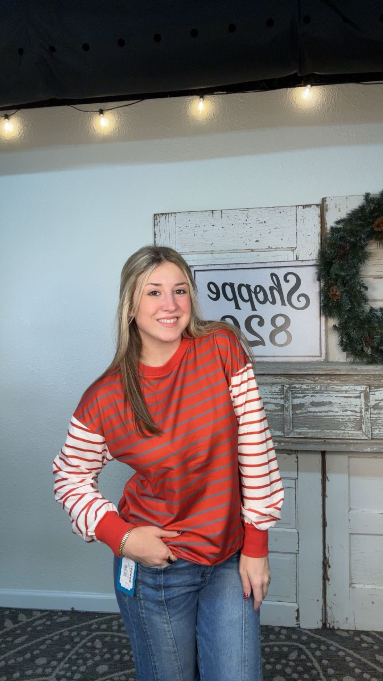329 b red stripe top