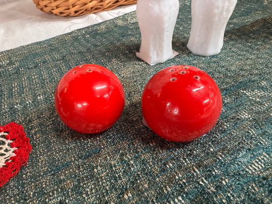 Italian Tomato Red Ceramic Salt & Pep Shakers