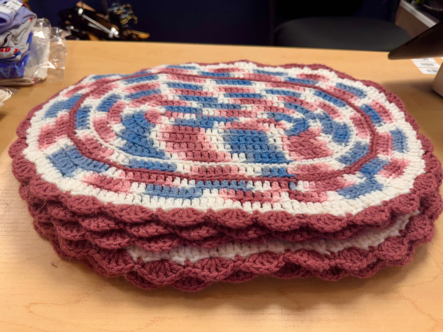 Vintage Handmade Crochet Place Mats (8)