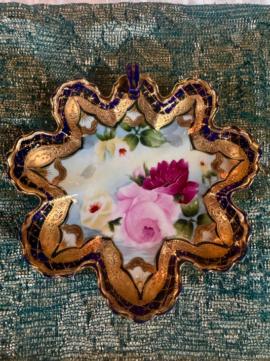 Vtg Hand Painted Ornate Scalloped Painted Dish