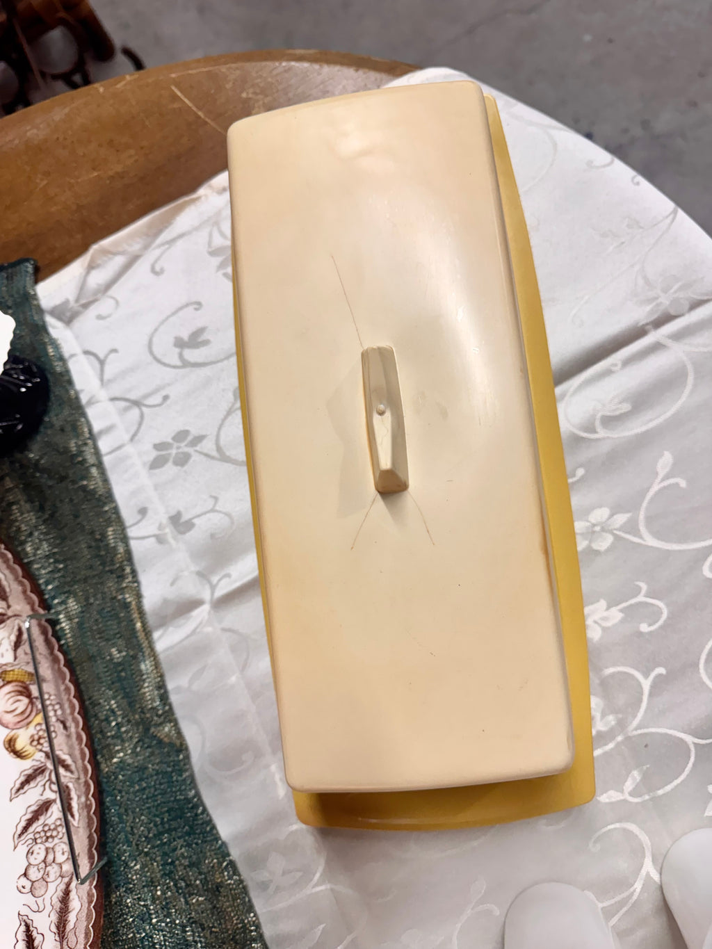 1970s Sturdy Plastic Bread Keeper