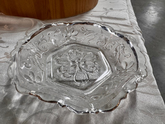 Indiana Glass Sandwich Pattern Hexagon Dish