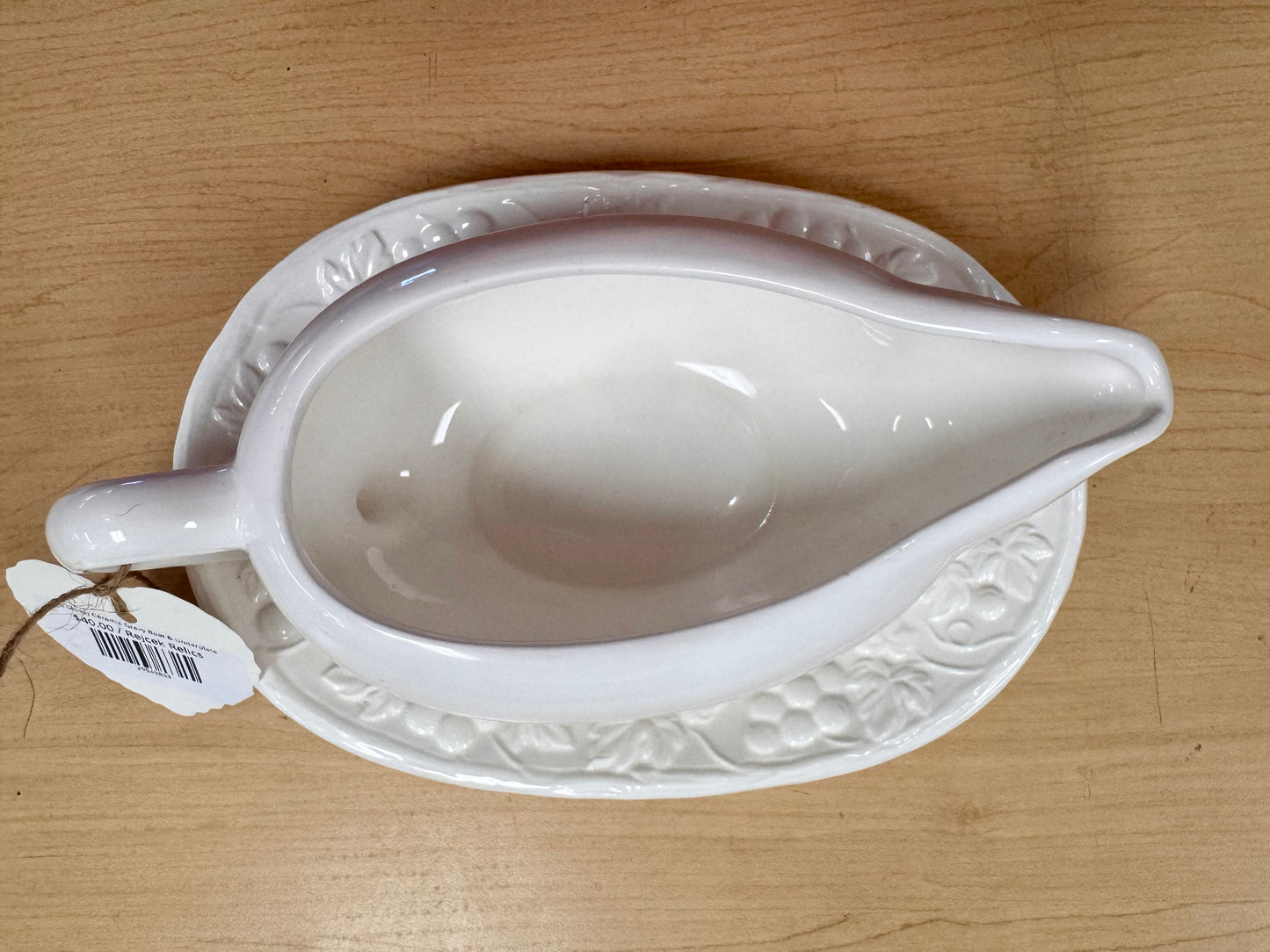 60s Glossy Ceramic Gravy Boat & Underplate