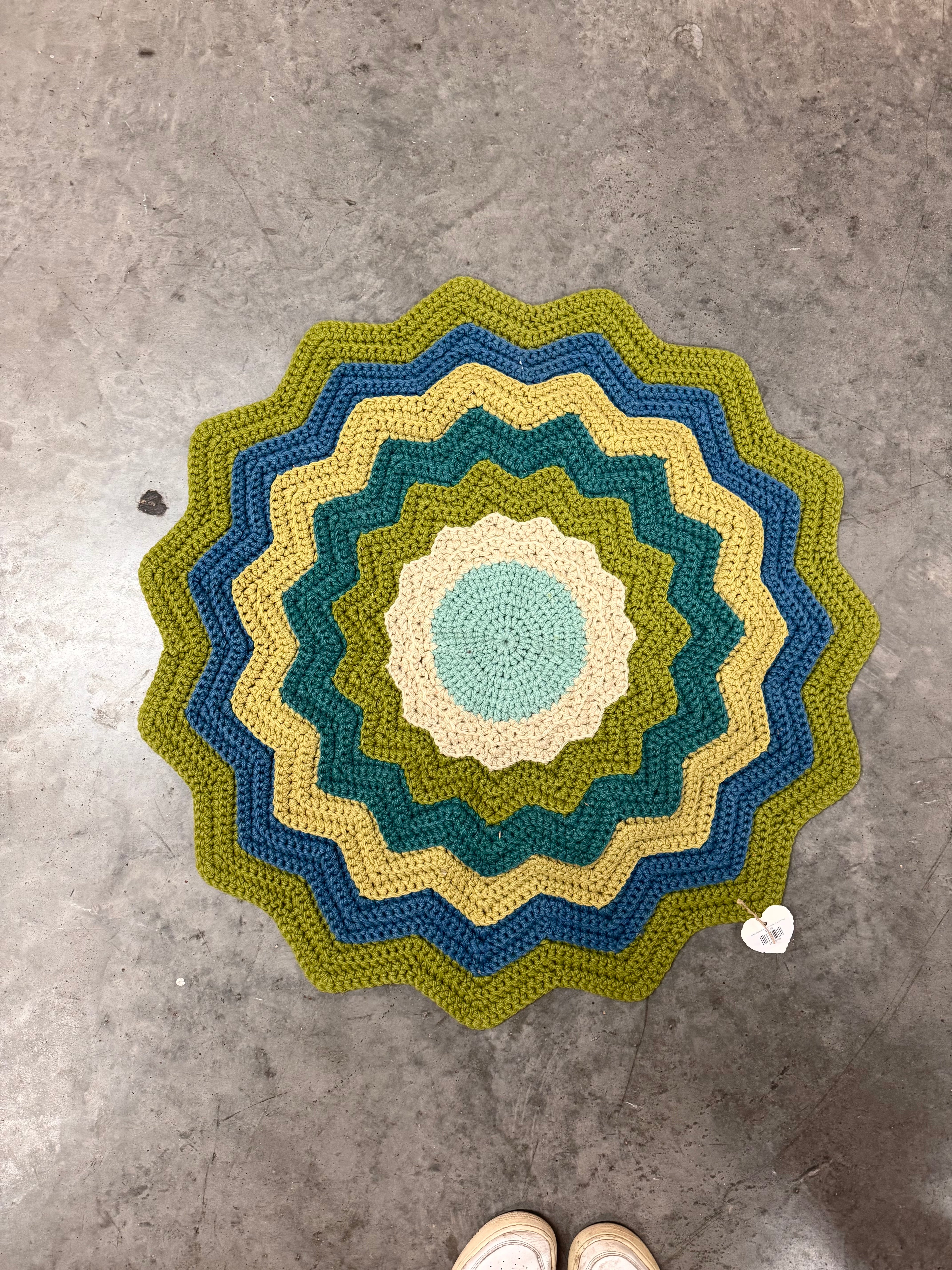Multi-Colored Blue Hand-Crochet 15 pt Star Rug