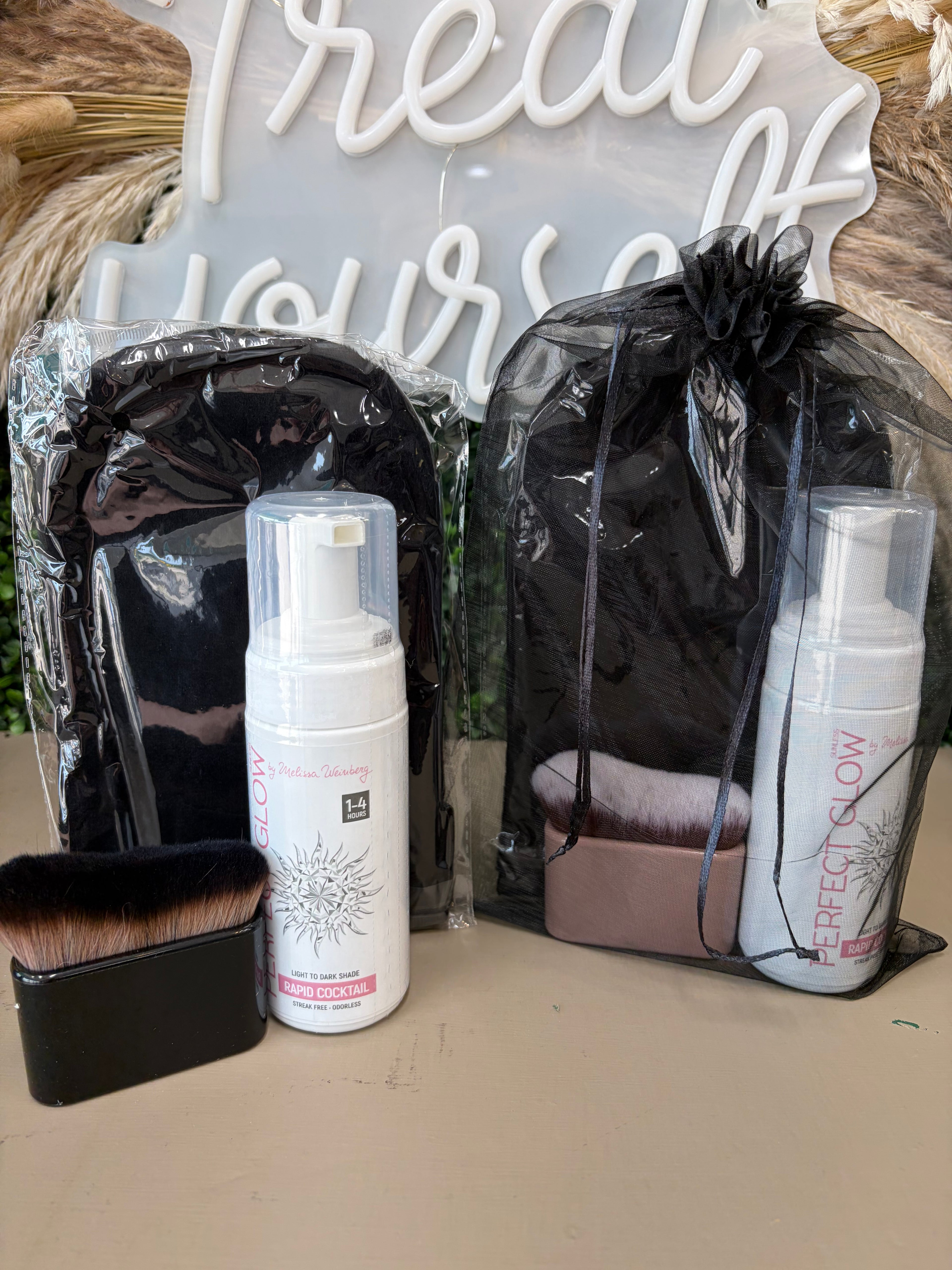 Perfect Glow Rapid Cocktail, Mitt and Blending Brush