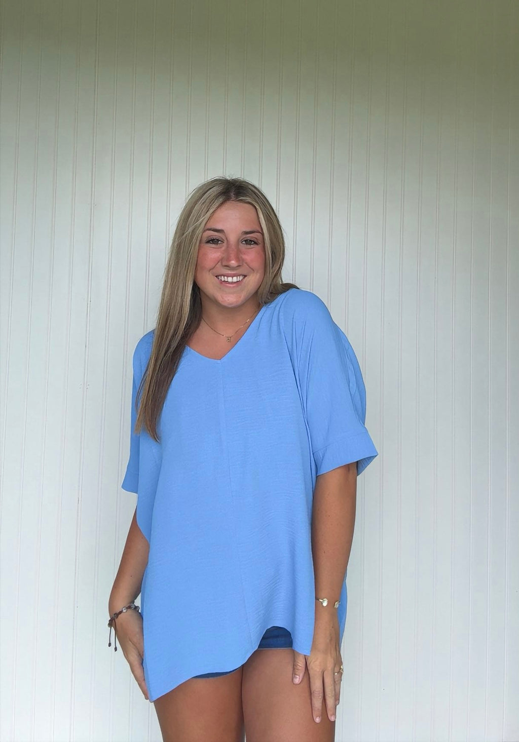 Air Flow V Neck