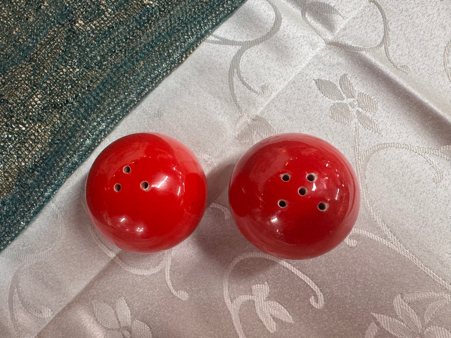Italian Tomato Red Ceramic Salt & Pep Shakers