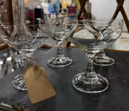 Couple glass set of 4 (SOLD AS SET)