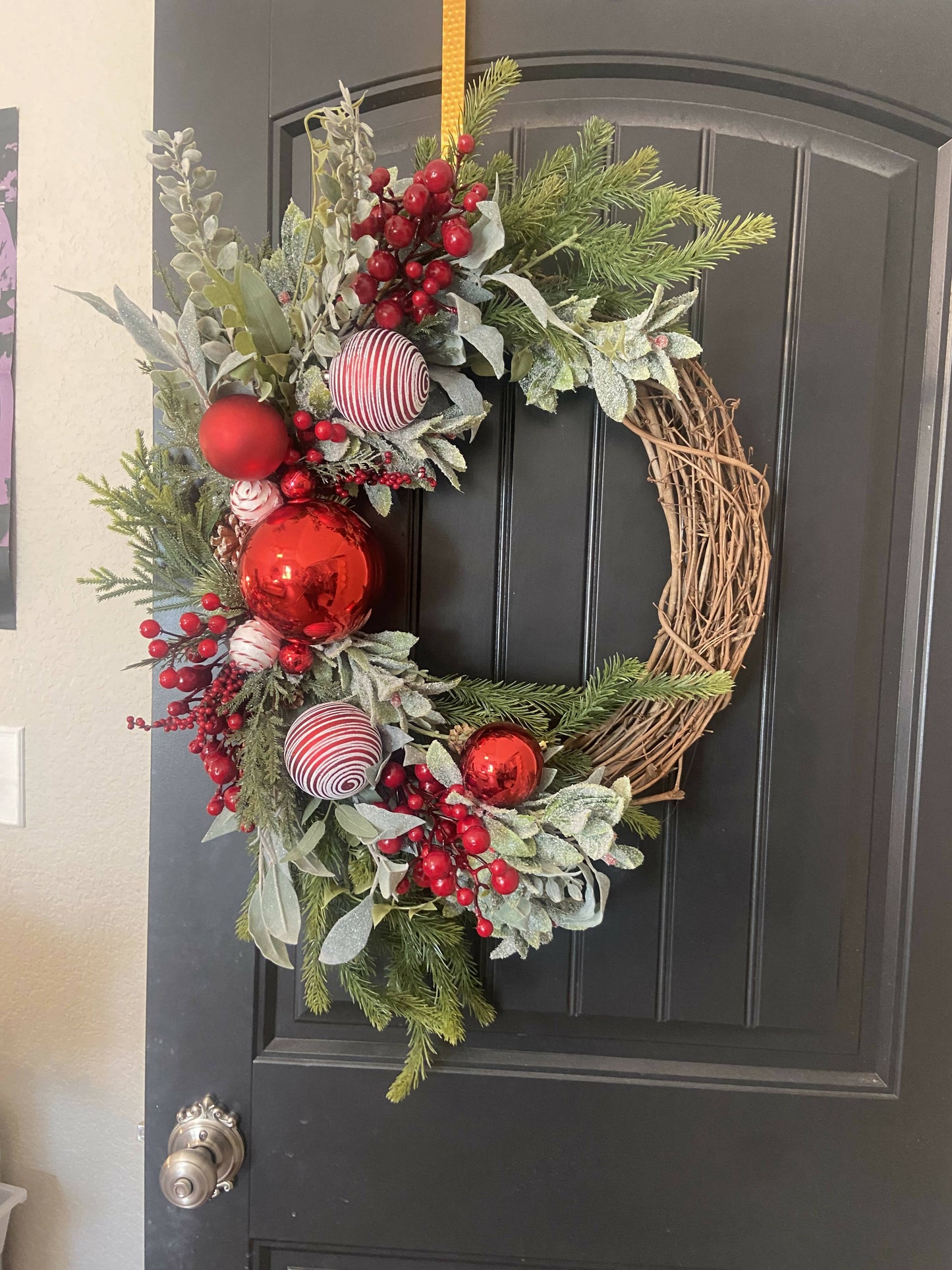 Red and white wreath